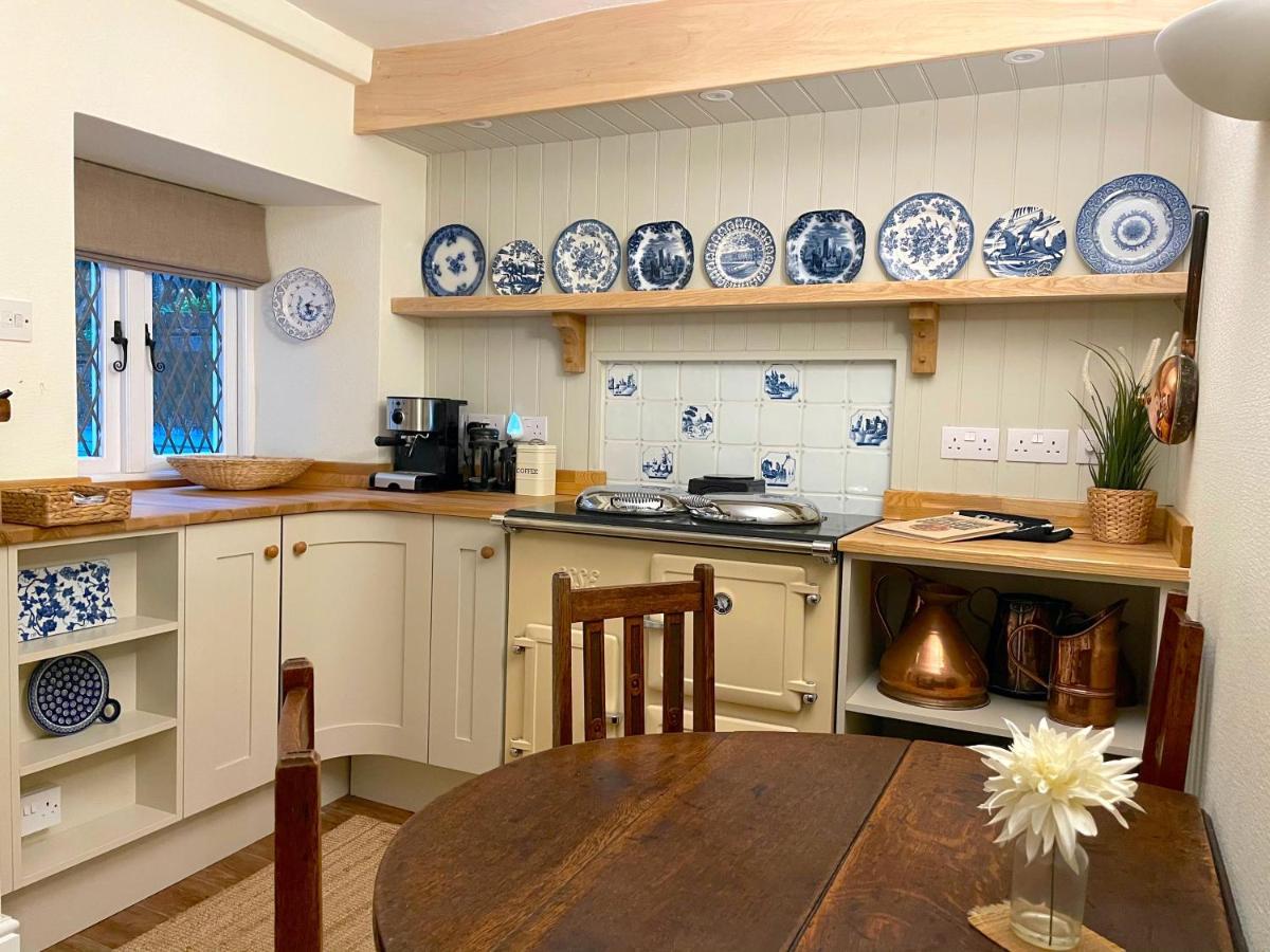 Charming Cottage In The Heart Of Sherborne Sherborne  Dış mekan fotoğraf